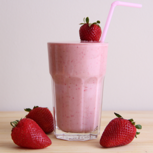 Strawberry Yogurt Oatmeal Smoothie